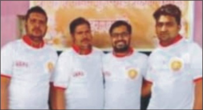 इचलकरंजी में युवाओं द्वारा क्रिकेट खेल प्रतियोगिता